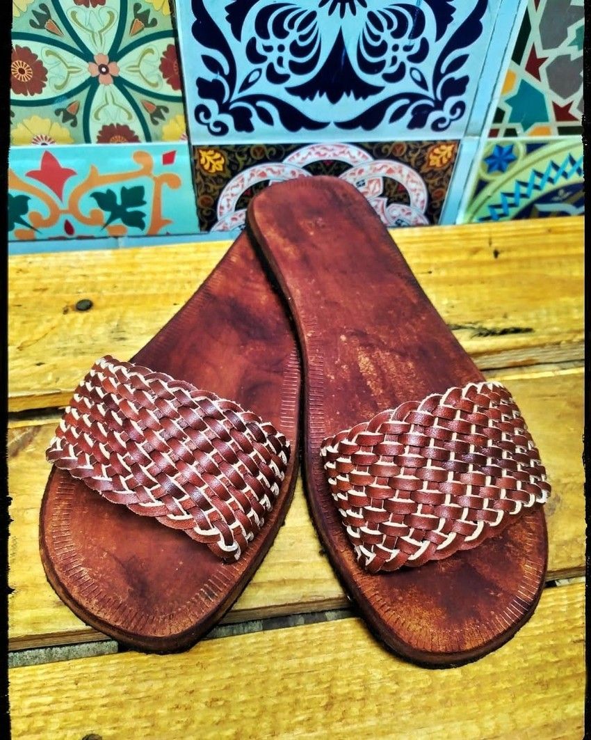 Chinelo Trecê