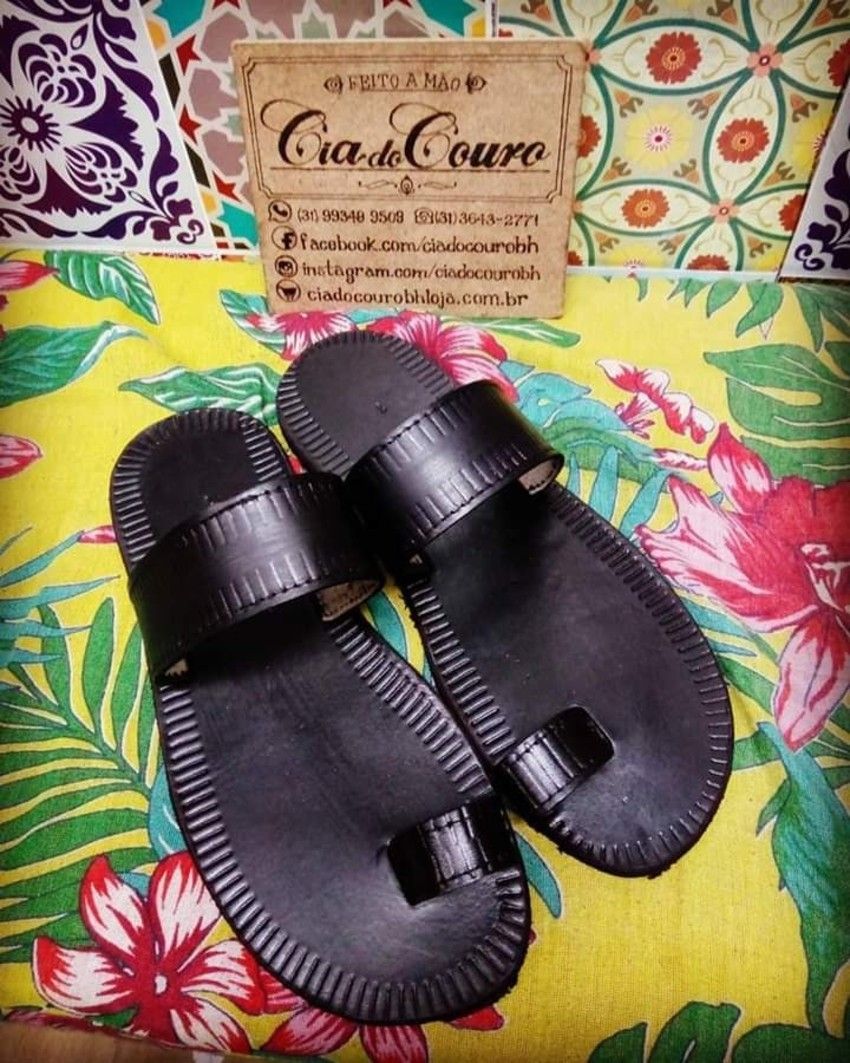 Chinelo Horus